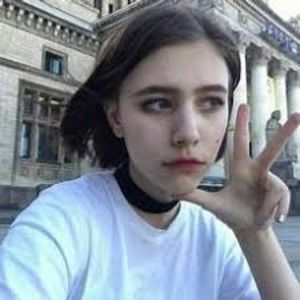 Meet your Posher, Debra